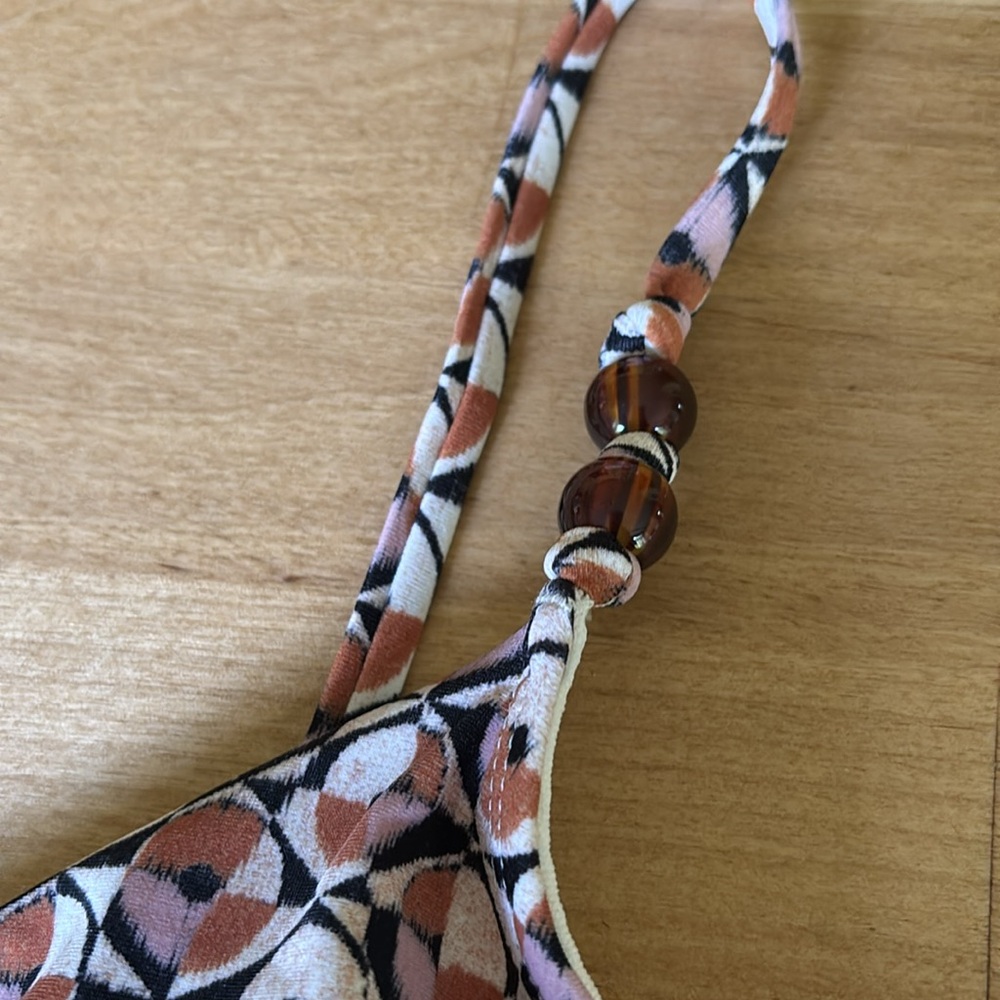 Patterned Bikini Set - Picture 8 of 9